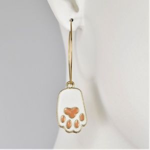 Sweet Toe Beans Hoop and Paw Dangle Earrings